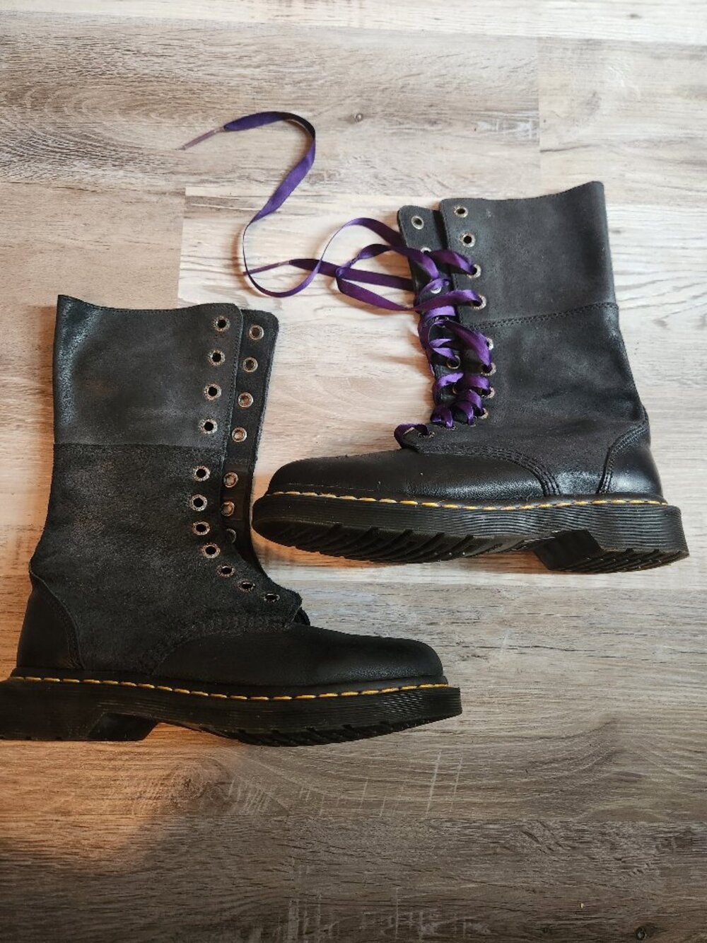Dr Martens vintage black fold down boots